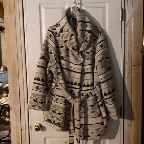 Ava & Viv Jackets & Blazers - Ava & Viv Belted Shawl Neck Blanket Coat 2X Southwestern Neutrals